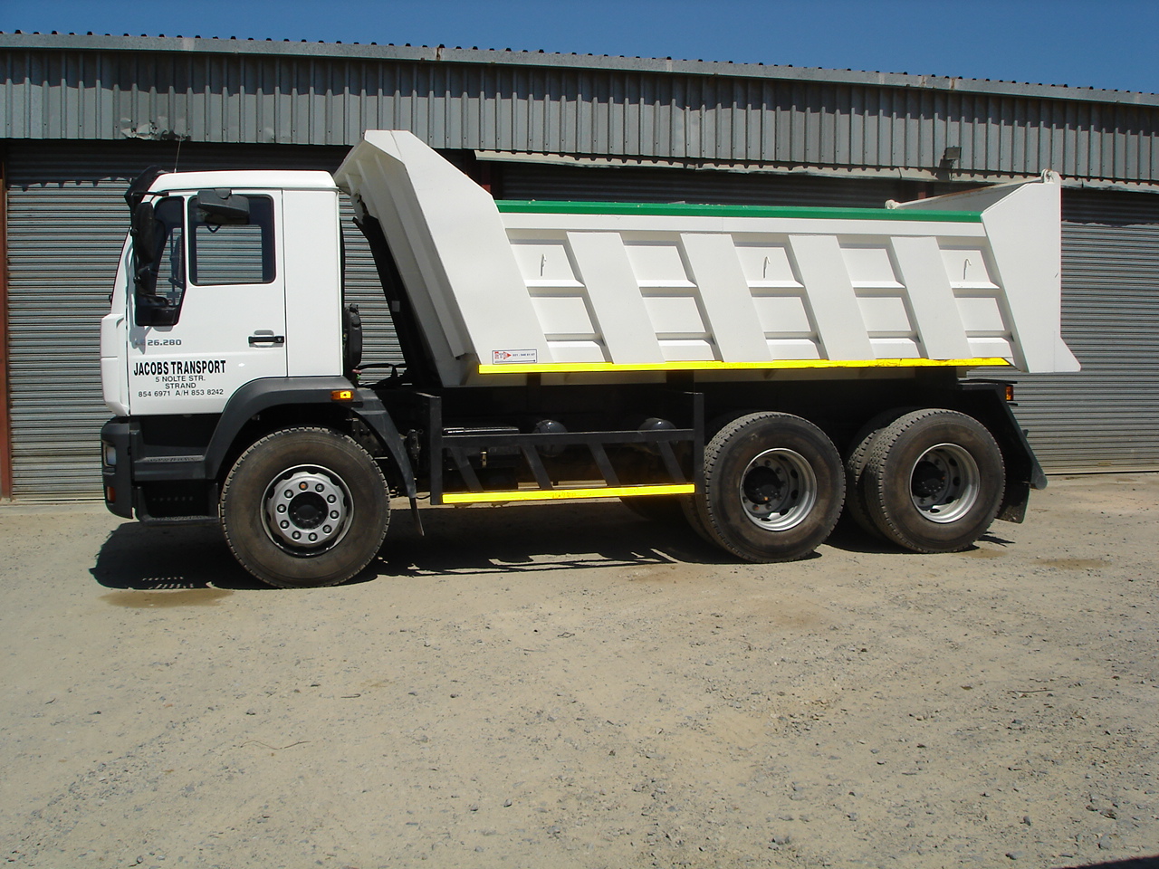 Tipper truck hire
